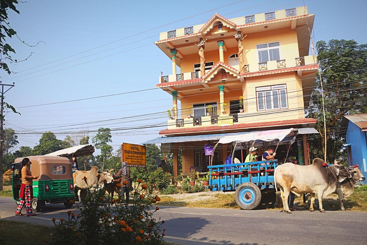 Tiger Corner Inn Homestay Саураха Экстерьер фото