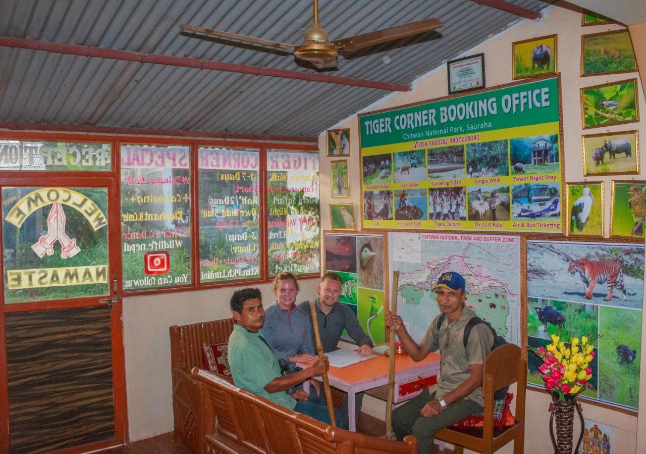 Tiger Corner Inn Homestay Саураха Экстерьер фото